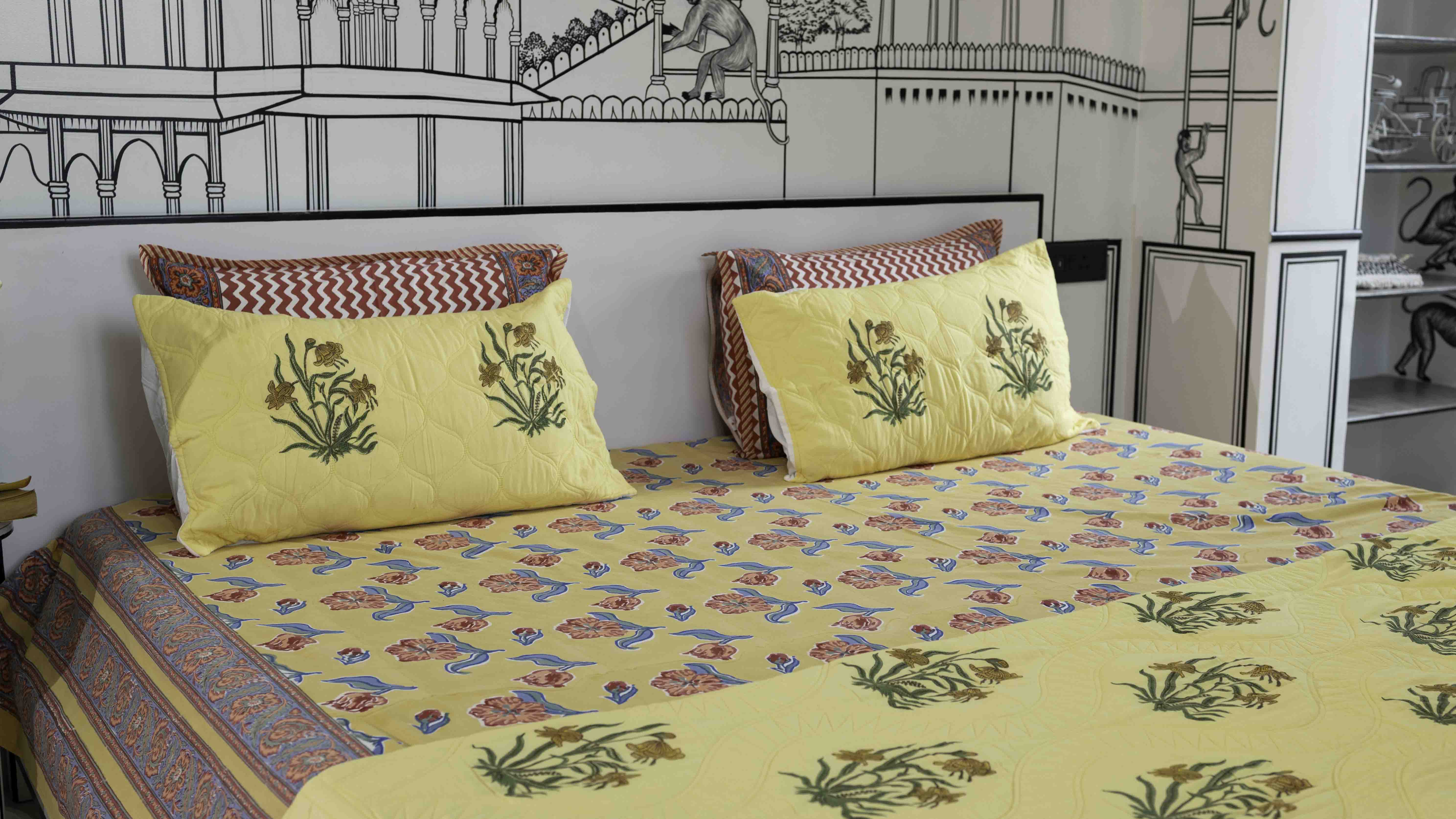 Yellow Floral Garden Bedsheet Set
